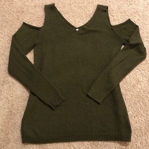 Cold shoulder olive green Pinkblush top